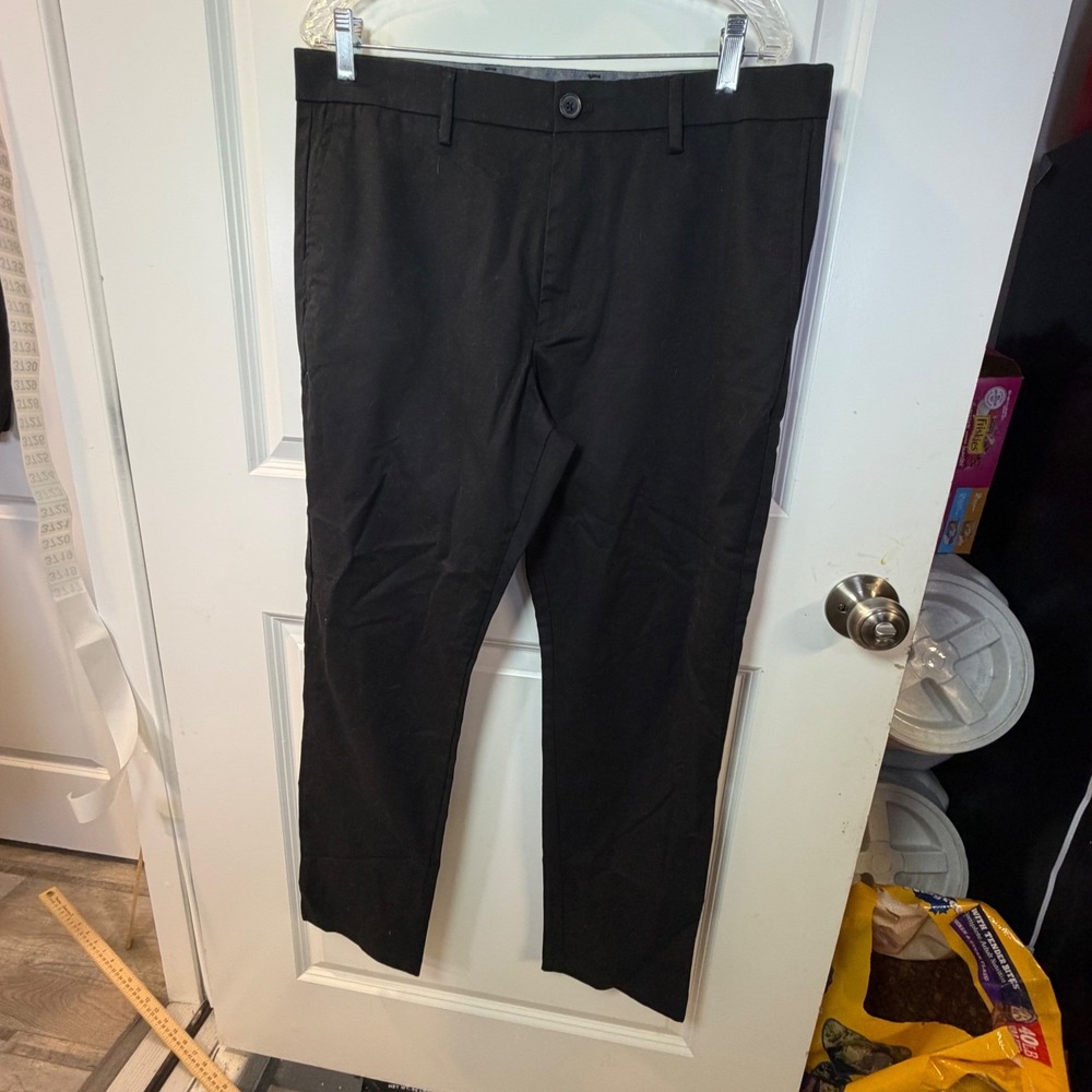 Old Navy Mens Chino Pants Ultimate Slim Built-In Flex Black 36x30